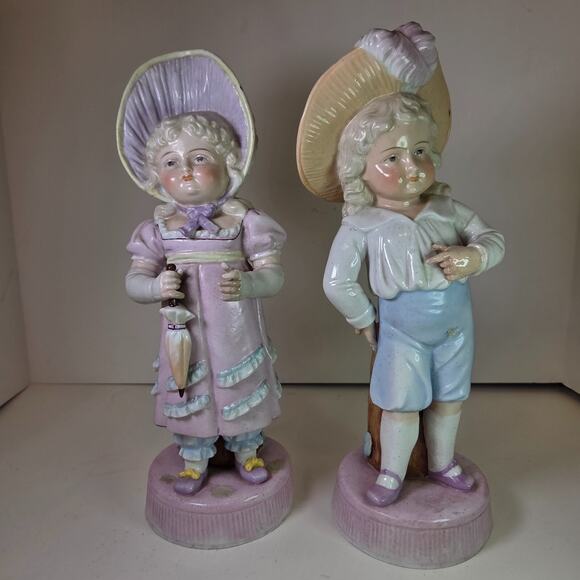 Vintage Bisque Boy & Girl Umbrella Figurines Porcelain 10-11" Pair Collectible - Picture 1 of 14